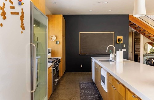 Arroyo Grande House | This house is a 4 bedroom(s), 2.5 bathrooms, located in Arroyo Grande, CA.