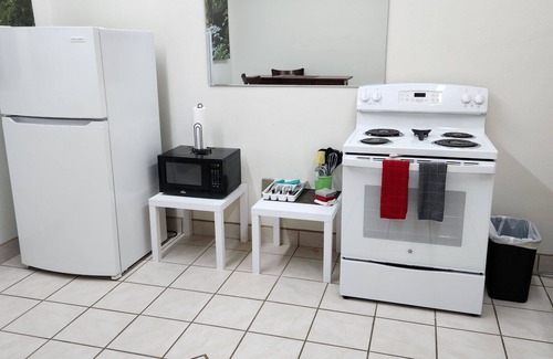 Jamestown Apartment | This is the cozy rooftop cottage