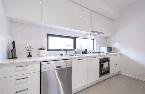 Maidstone House | This townhouse is a 3 bedroom(s), 2 bathrooms, located in Maidstone, VIC.