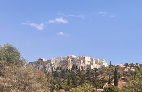 Thissio Villa | Thiseio Villa Acropolis View