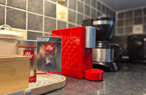 Thissio Villa | Thiseio Villa Acropolis View