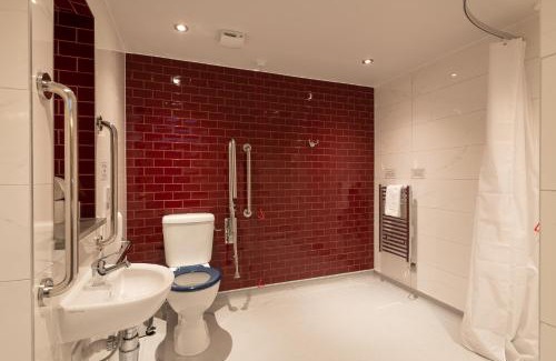 Canterbury Hotel | Thomas Ingoldsby Wetherspoon