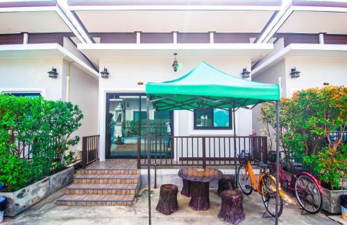 Pak Nam Pran Hotel | Thongsuk Mini Resort