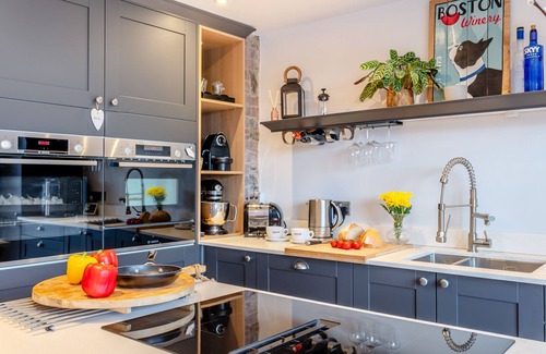 Bishops Tawton House | Thorncliffe Mews - Three Bedroom House, Sleeps 6