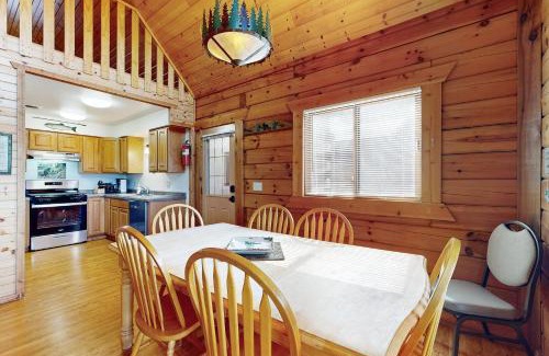 Warrens House | Three Bears Overlook
