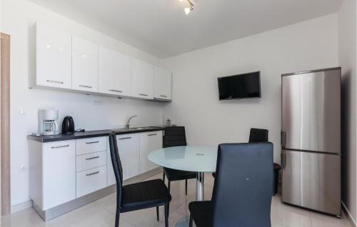 Stobrec Apartment | Three-Bedroom Apartment In Split