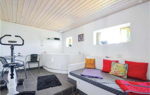 Vorupør House | Three-Bedroom Holiday Home In Thisted