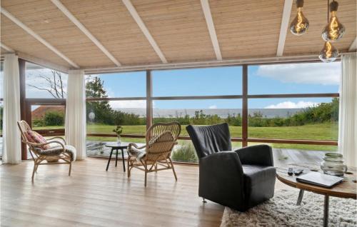 Lyngsbæk Strand House | Three-Bedroom Holiday Home In Ebeltoft