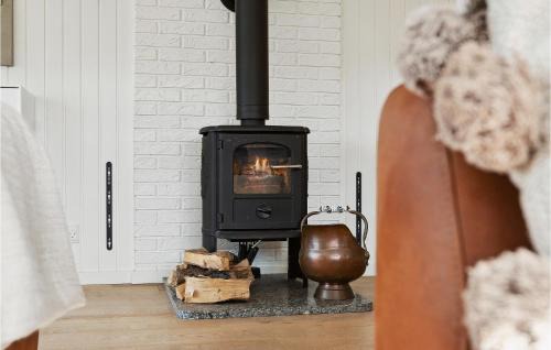 Knebel House | Three-Bedroom Holiday Home In Knebel