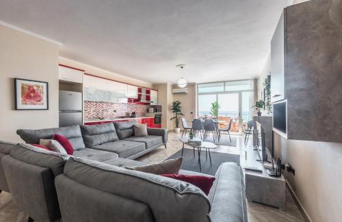 Durres Apartment | Three Bedroom Romantic Promenade Apartment