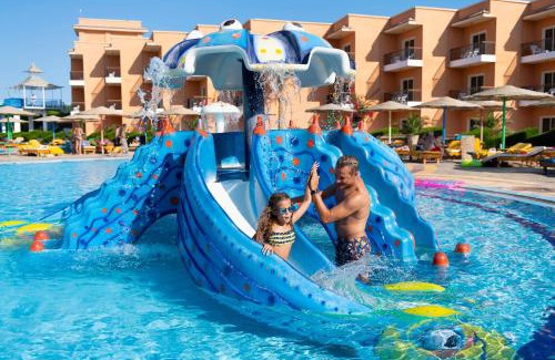 Al Ahyaa Resort | Three Corners Sunny Beach Resort