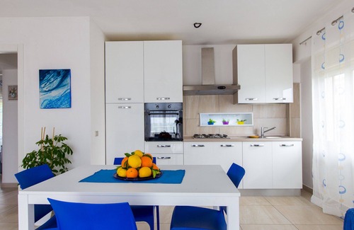 Castroreale Terme Apartment | Three-room apartment 20 meters from the beach of Terme Vigliatore