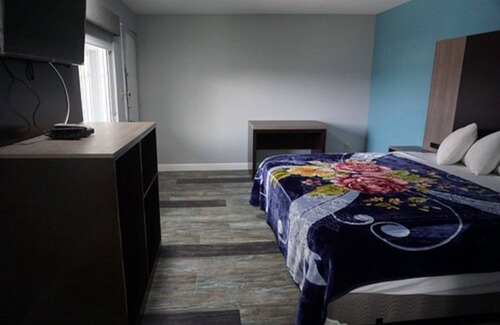 Bishop Hotel | Thunderbird Motel