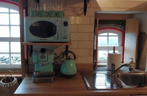 Angra do Heroismo Cottage | Ti Chôa - Casa do Biscoitinho