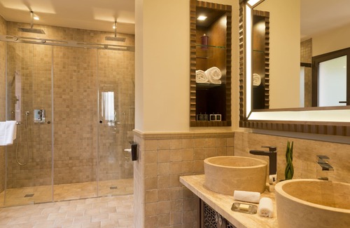 Theoule-sur-Mer Hotel | Tiara Miramar Beach Resort
