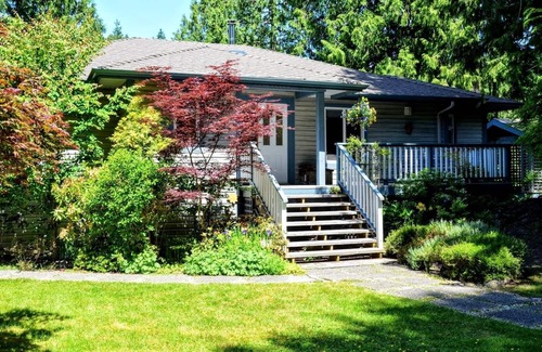Halfmoon Bay House | Tidal Dance at Halfmoon Bay: “.a little piece of Paradise”