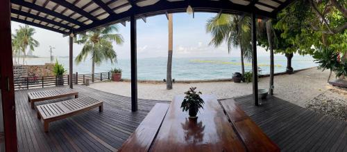North Pattaya House | Tiki Beach House