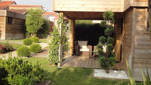 Aubiac Cabin | Timazen Lodges Agen Sud