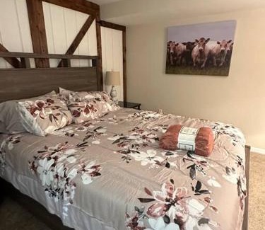 Union Ski Chalet | Timber Frame Country Retreat.