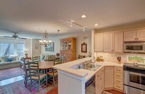 Foscoe Resort | Timbers D-1- Mountain Condo, Echota Gated Resort, Indoor/Outdoor Pools and Hot Tub, Fitness Area,.