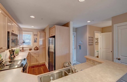 Foscoe Resort | Timbers D-1- Mountain Condo, Echota Gated Resort, Indoor/Outdoor Pools and Hot Tub, Fitness Area,.