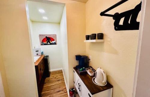 North Fork Apartment | Timberview Suite-Hot Tub-Forest Views-Sleeps 2