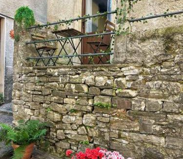 Torno Apartment | Timco apartment with balcony and air-conditioner