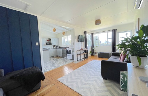 Foxton Beach House | 'Time Out' in Foxton Beach - Child and Pet friendly