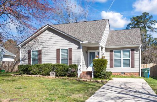 Northeast Raleigh House | Time To Relax in Raleigh
