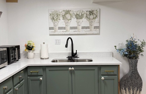 West Jordan Apartment | Timeless Confort and Charming 2-bedroom decor apartment in West Jordan