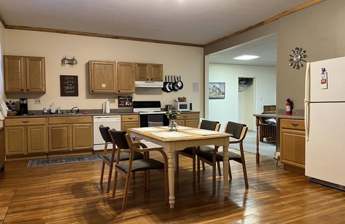 DuBois Apartment | Timeless Elegance: 1 BR Haven in Historic Home
