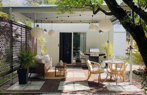 Capel Apartment | Tin Shed Capel - cosy, quiet, convenient