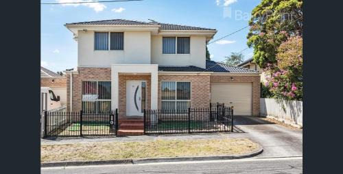 Springvale House | Tina house