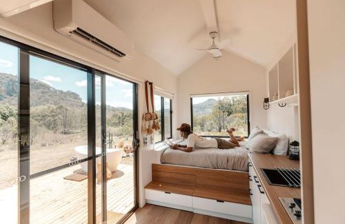 Coxs Crown House | Tiny Aura
