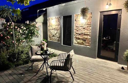 Chisinau House | Tiny Barn House