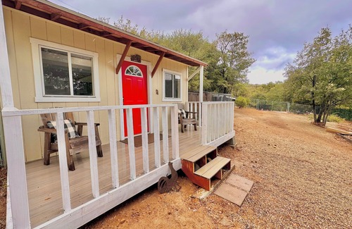 Julian Cottage | Tiny Farmhouse Cottage with Loft - Drift Asleep by Stargazing through Skylight