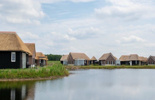 Municipality of Geldrop-Mierlo Ski Chalet | Tiny House in Eindhoven near Forest Park