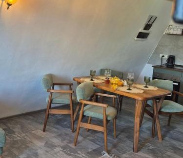 Moieciu House | Tiny House