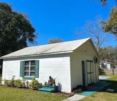 Zephyrhills West Apartment | Tiny house