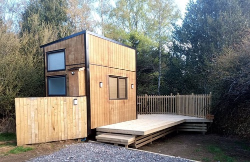 Raetihi Cabin | Tiny house wifi bbq deck