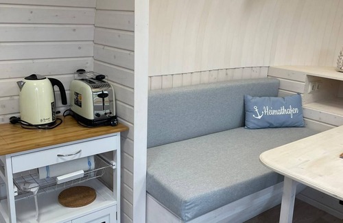 Belau Apartment | Tiny Igloo Sandström on Lake Belau