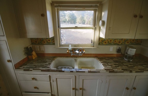 Flagstaff Cabin | Tiny Mountain View Sauna Cabin on 1.5 acres in the Coconino National Forest