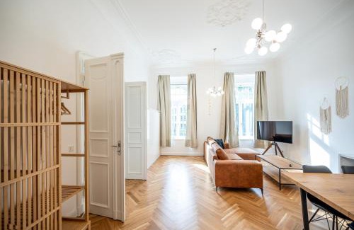 Innere Neustadt Apartment | TIP! Design-Apartment in Toplage 75qm in Szeneviertel