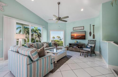 Holmes Beach House | Tipsy Turtle