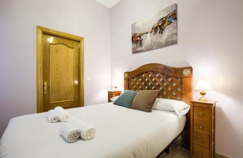 Embajadores Apartment | Tirso de Molina I - 3 dormitorios, 2 baños