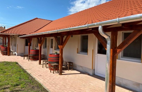 Tiszaorveny Apartment | Tisza-i Apartmanok