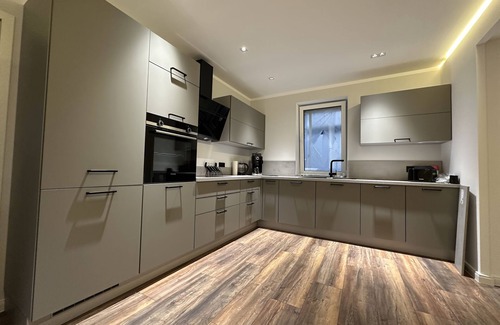 Steinwenden Apartment | Tlf/tdy/tla Near Ramstein Airbase