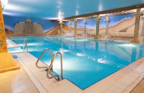 Torquay City Centre Hotel | TLH Toorak Hotel - TLH Leisure, Entertainment and Spa Resort