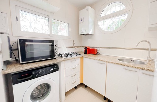 Amilcar Apartment | La petite maison: Charme en bord de mer