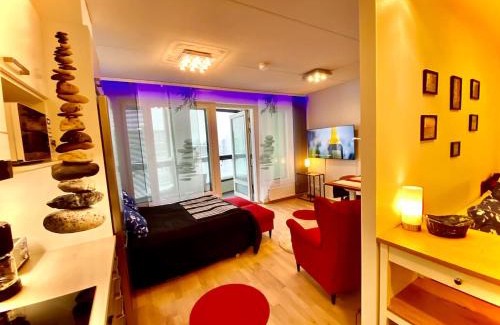 Vantaa Apartment | To LuxStudio SAVUsuite From Helsinki Airport 6 min, to City 27min, FreeParking in Kivistö